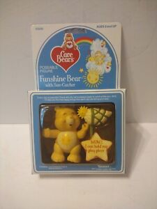 1984 KENNER FUNSHINE BEAR WITH SUN CATCHER CARE BEAR NEW