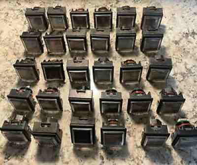 IGT Edgelit & Non-Edgelit Dynamic Buttons AS IS**Need Repairs**