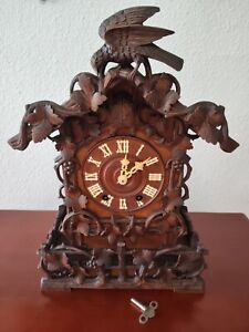 ANTIQUE GERMAN BLACK FOREST LATE 1800'S 8 DAY DOUBLE FUSEE CUCKOO CLOCK