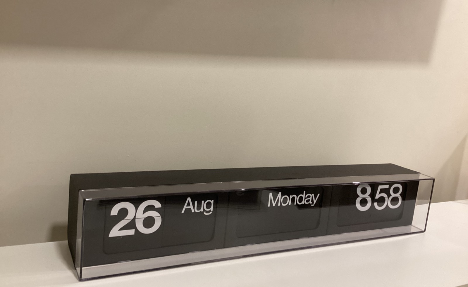 SOLARI UDINE DATOR 60  CLOCK WITH CALENDAR. ITALY. AIRPORT DESIGN. NEW