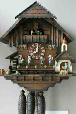 Albert Schwab Black Forest CHALET Cuckoo Clock 8-Day OOMPHA/Bell Ringer - NICE!!