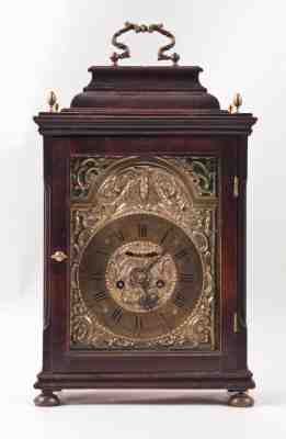 Austrian bracket clock @ 1720 Original Repousse Dial project