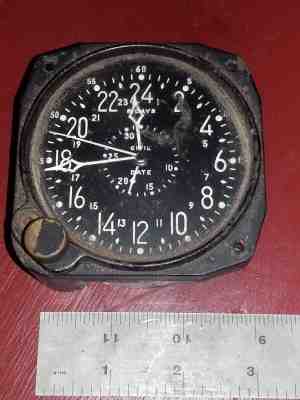 Vintage Waltham CDIA Military 8-Day Aircraft Clock US Navy Cockpit Clock RUNNING