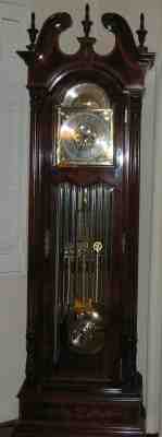 HOWARD MILLER "DEVONSHIRE HALL" GRANDFATHER CLOCK MODEL 610-731