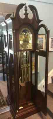 Howard Miller Grandfather Clock Model 610-221 1 owner Triple Chime Tubular 1988