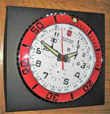 Victorinox Swiss Army Dealer's Quartz Wall Clock Resembles Maverick II Watch BOX