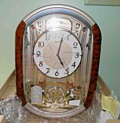 Seiko Ltd. Ed.- Melodies in Motion Lovely Garden Wall Clock (#QXM284BRH)