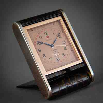 ???? MINIATURE C.1935 JAEGER LECOULTRE 8 DAY DESK CLOCK WIND INDICATOR & CALENDAR