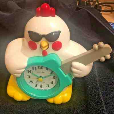 RHYTHM ROCK N ROLL CHICKEN SPEAK UP ALARM CLOCK NEW OLD STOCK NEW IN BOX