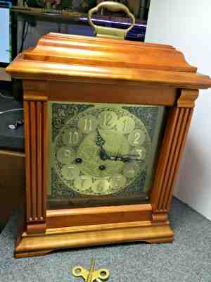 OUTSTANDING EMPEROR WESTMINSTER CHIMES CHERRY BRACKET MANTEL CLOCK GERMANY