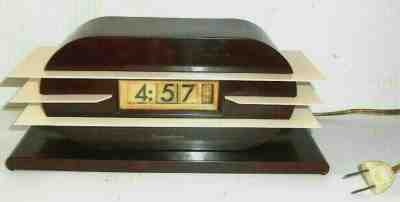 Art Deco Pennwood Numechron Imperial Vintage Bakelite Flip Clock dated 1948