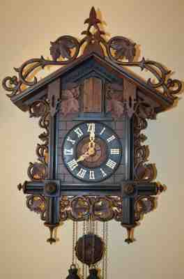 ANTIQUE GERMAN BLACK FOREST RARE 3 HORN TRUMPETER CUCKOO CLOCK LATE 1800's