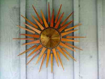 WESTCLOX Nocord Starflower Mid Century Modern Atomic Starburst Teak Wall Clock 