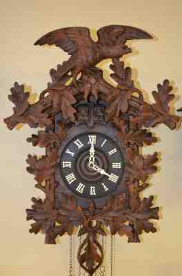 ANTIQUE GERMAN BLACK FOREST QUAIL CUCKOO CLOCK WITH LARGE EAGLE 
