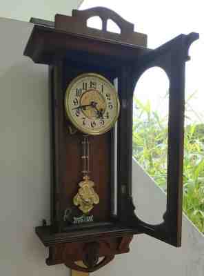 HAU 1909 Antique German Wall Clock Antik Deutsche Wanduhr