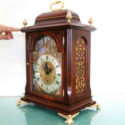 CHRISTIAAN HUYGENS Vintage Mantel Clock TRIPLE CHIME! MOVING FEATURES! Moonphase