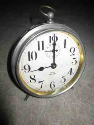 Vtg Westclox Big Ben silver tone metal large peg leg alarm clock, circa 1914