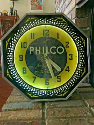 Stunning 1940's Philco NPI Neon Products Spinner Clock