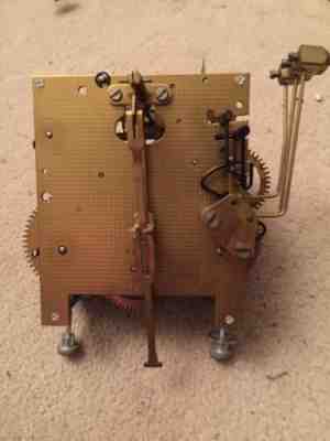 Fine Working New England Clock Company Wall Clock Movement