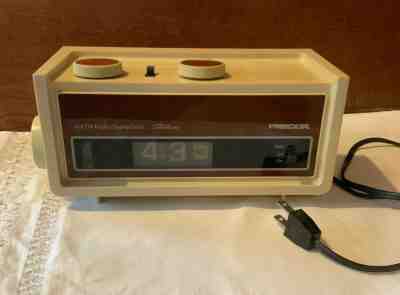 Vintage Precor Flip Number AM/FM Radio Digtal Clock Telechron Model 945