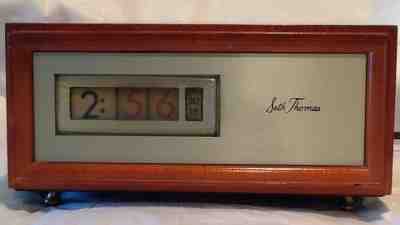 Vintage 1960's Seth Thomas Speed Read Model E037-000 Digital Clock