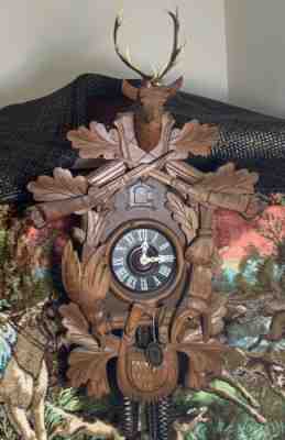 Emil Schmeckenbecher 8-day Cuckoo Clock Hunting Scene Special Finish New In Box