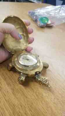 Vintage Swiss Looping 15 Jewels Metal Turtle Tortoise Ornamental Alarm Clock 
