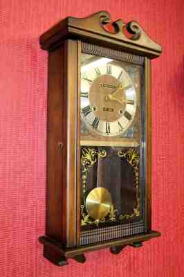 Old Wall Clock Regulator in Wood President 31Day