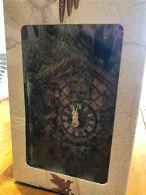 BRAND NEW - Schwarzwalder Kuckucksuhr Cukoo Clock - Black Forest