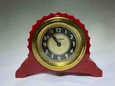 New Haven Antique Red Scalloped Catalin Clock Art Deco Bakelite