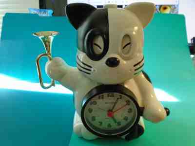 Vintage Japanese Rhythm Cat Talking Alarm Clock w/Bugle Norakuro works!