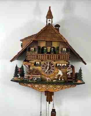 cuckoo clock black forest quartz german music Quartz  chalet  Woodchopper 