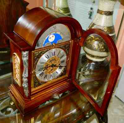    VINTAGE KEY-WOUND LUNAR MOONPHASE E Schmeckenbecher WESTMINSTER MANTEL CLOCK