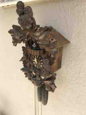 LG VTG Hand Carved German Black Forest Cuckoo Clockw/swiss Musical Bllew Owel 