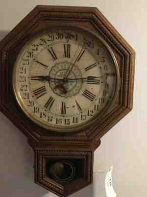 ANTIQUE OAK REGULATOR WALL CLOCK MADE FOR WILLIAM WRIGLEY JR & CO. KEEPS TIME