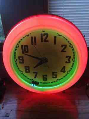 Vintage electric neon clock Cleveland bubble gas station oil 1950’s working sign