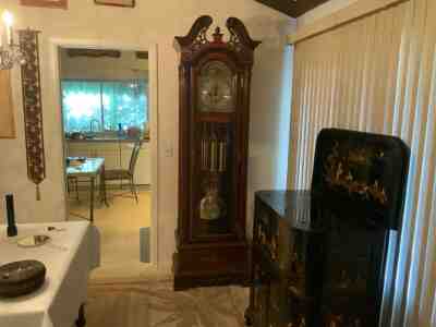 HOWARD MILLER LIMITED EDITION (#747) GRANDFATHER CLOCK MODEL #610-505, MINT