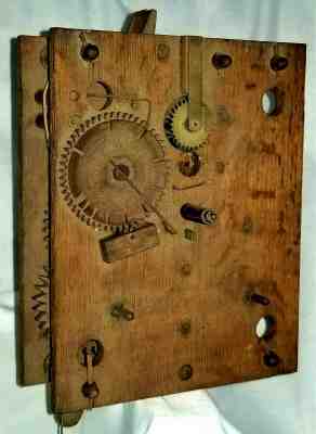 wooden CLOCK WORKS movement, Connecticut, USA, c1820, 8"t