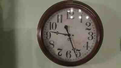 Antique New Haven Clock Co. 1817 1853 (31) Day Circular Wall Clock