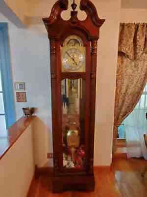 Sligh Model 0906-1-AN Cherry Grandfather Hall Clock Local Pickup Only