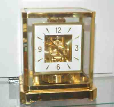 60's Jaeger LeCoultre Atmos 528-6 Perpetual Motion Clock Square Dial s/n 199454