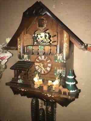 GERMAN ANIMATED BEER DRINKERS MUSICAL CUCKOO CLOCK WATERWHEEL / DANCERS - VIDEO