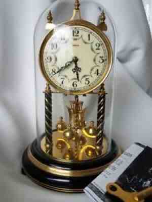 VINTAGE KUNDO ANNIVERSARY CLOCK very nice "Black Beauty". 4 in. Dial