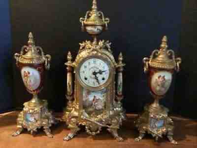 Lancini Brass Mantel Clock w Urns, Wind-Up, Chimes, 16," Near Mint