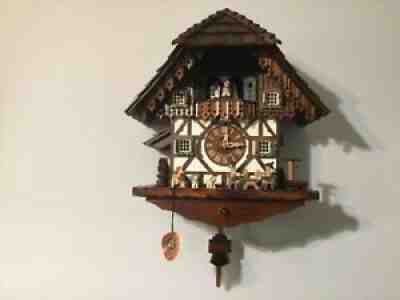 LARGE 16â? SCHNEIDER BLACK FOREST GERMAN 8 DAY MUSICAL CUCKOO CLOCK BEER DRINKER