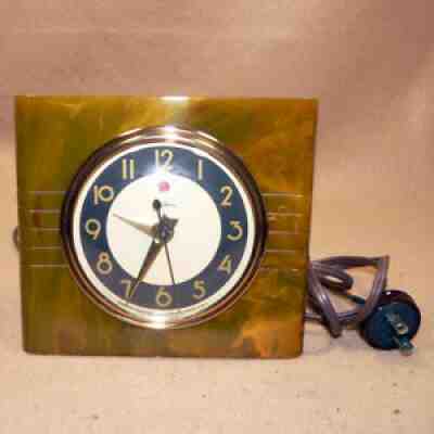Telechron Electric Clock - Model 3H83 - The Melbourne