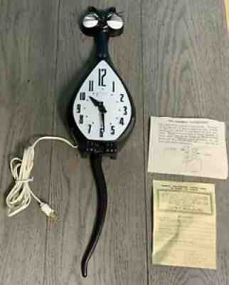 Vintage 60's Spartus USA Black White Cat Clock Blinks Green EYES TAIL ALL WORKS
