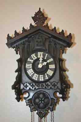 ANTIQUE GERMAN GOTHIC STYLE FURDERER JAEGLER CUCKOO CLOCK FROM THE MID 1800'S