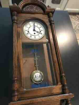 Vintage Howard Miller 3 Chime Oak Wall Clock Model 612-462 Westminister