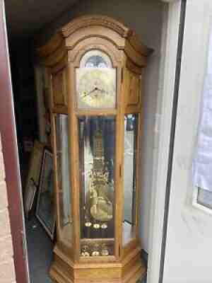 HOWARD MILLER 636838 GRANDFATHER CLOCK SOLID OAK CURIO MOON DIAL WORKS GR8 MINT
